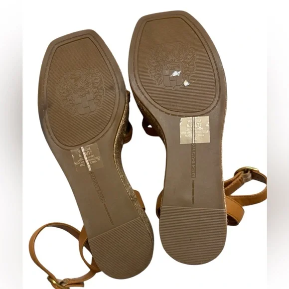 Vince Camuto Loressa Platform Wedge Sandals - Picture 9 of 10